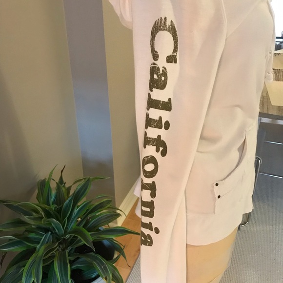 Cool White Hoodie with Floral Back Decoration - Picture 2 of 4